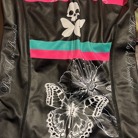 ππ²β’ ππ
π Betty Designs x BADDIE VIBESππ
π - Picture 7 of 16